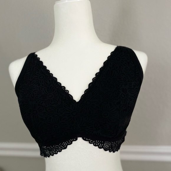 Black lace bralette size large - Picture 2 of 3